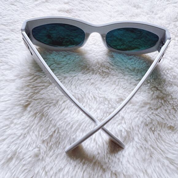 Faye Mirrored Orange with White Rim Sunglasses - Picture 13 of 15